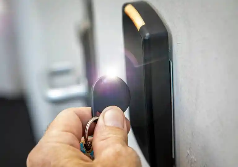 Key fob electronic entry system